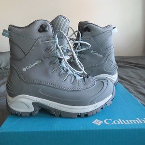 Columbia Bugaboot II waterproof boots with Omni-Heat